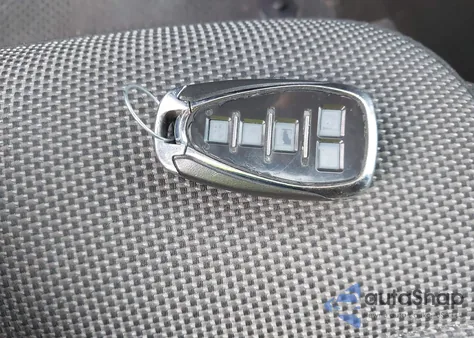 2019 Chevrolet Traverse 1Lt z USA, uszkodzony, nr VIN 1GNEVGKW1KJ102929